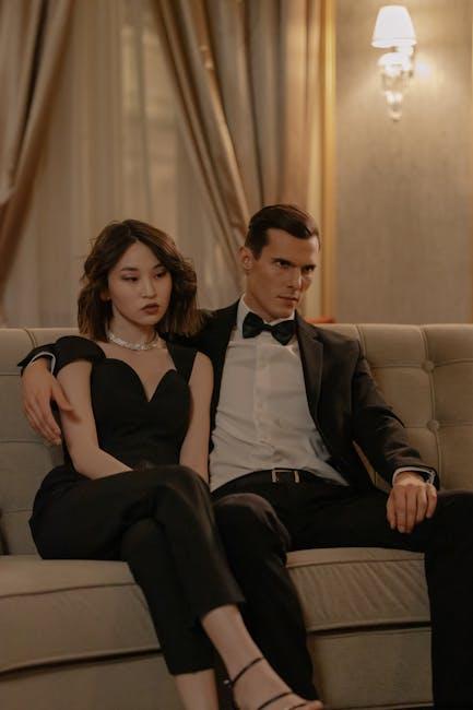 Is there a right or wrong time to discuss serious topics on a date