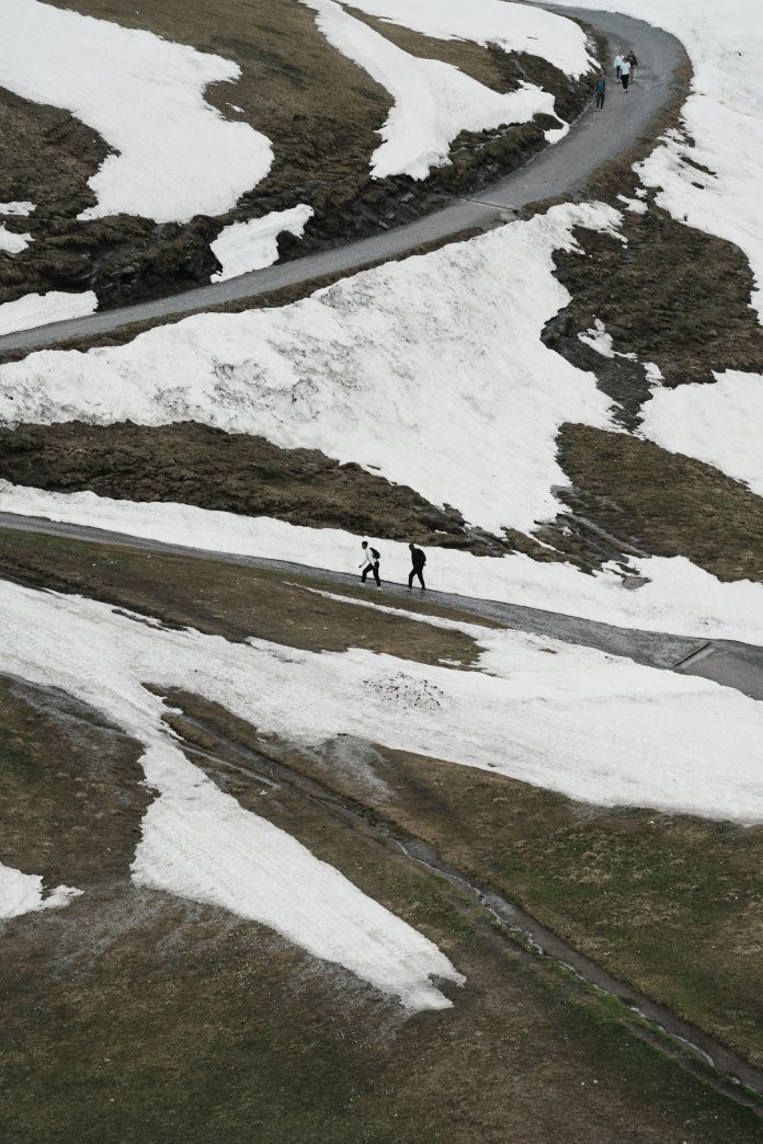 Best first date safety tips for choosing a secure location