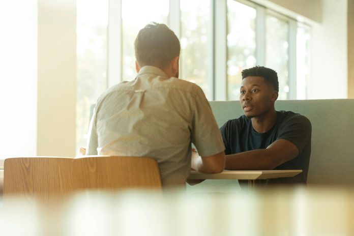 How to Keep Conversations Going Without Being Pushy