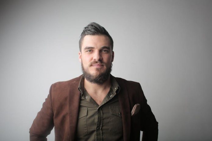 Profile Photo Tips to Make a Lasting First Impression