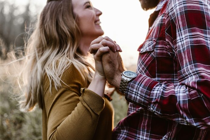 How to Recognize a Healthy Relationship From the Start