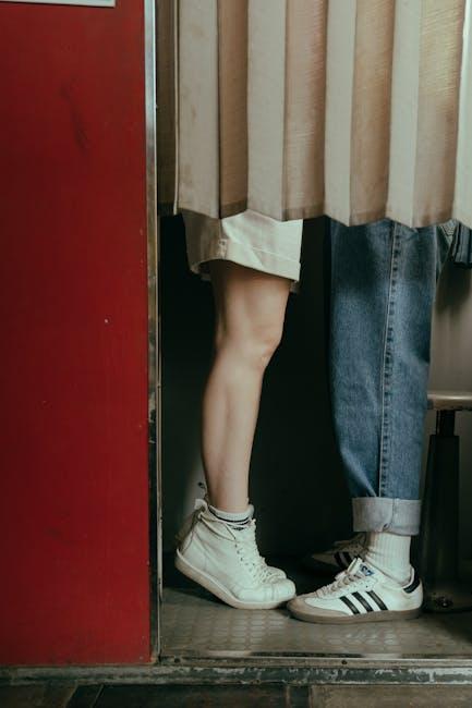 Is online dating safe for teenagers, or should it be restricted to adults