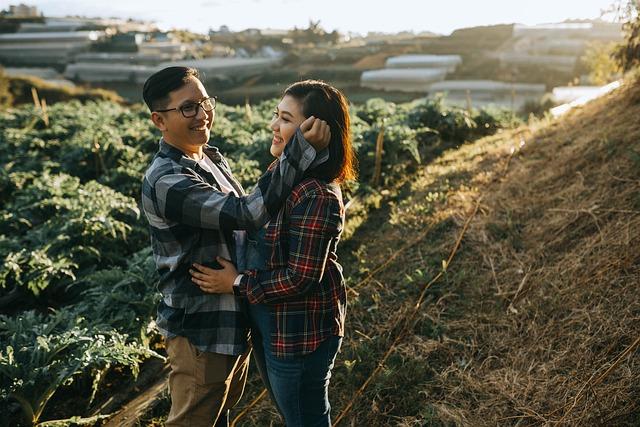 How to Navigate Differences in a Relationship Without Growing Apart