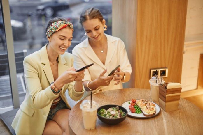 The Safest Ways to Share Social Media with Someone You’re Dating