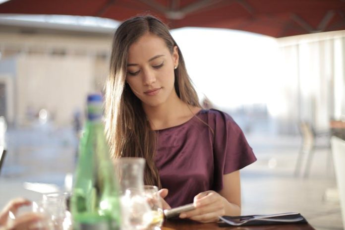 How to Safely Transition From Online Chatting to In-Person Meetups