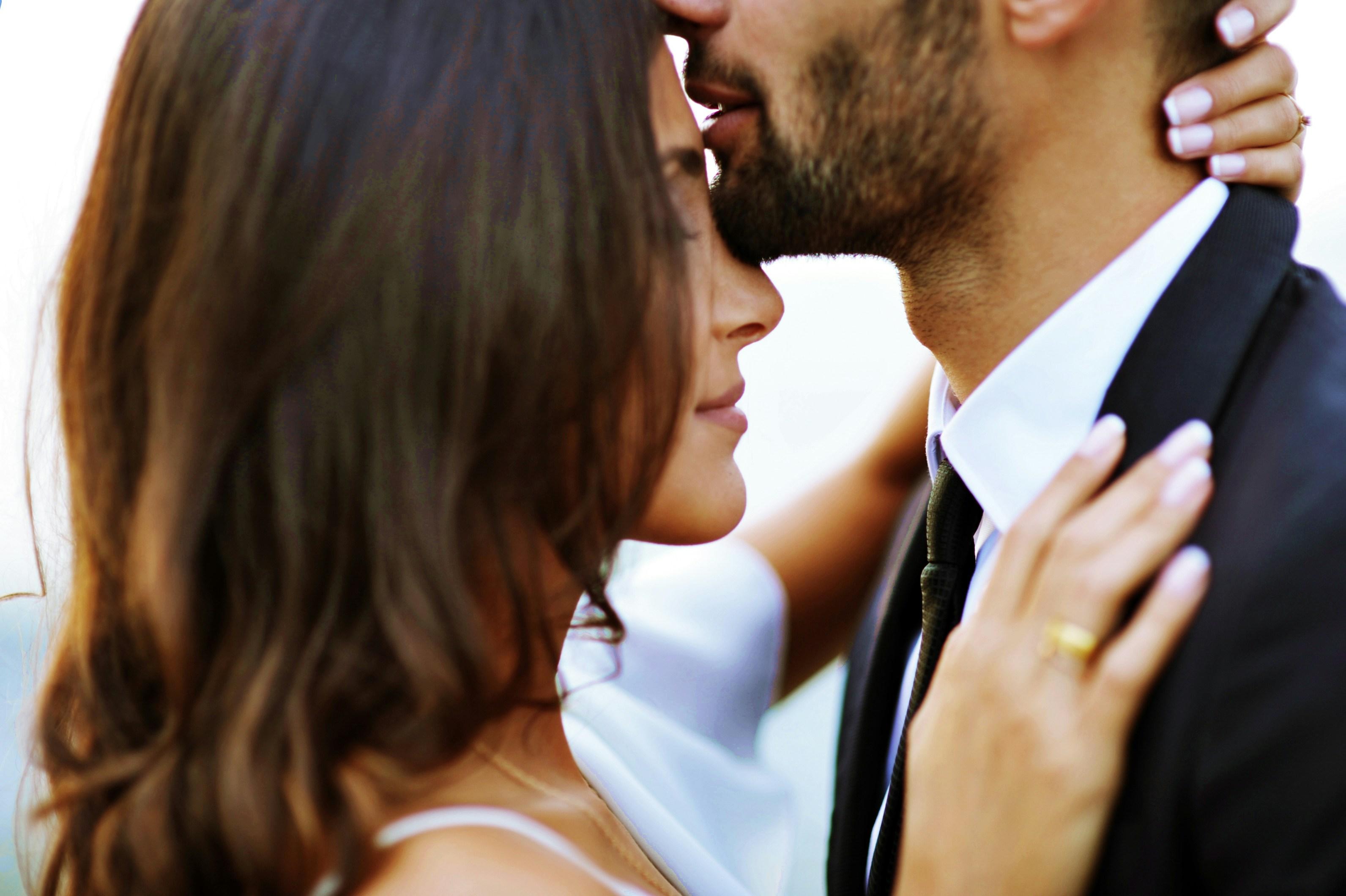 Cultivating Emotional Intimacy with Meaningful Conversations